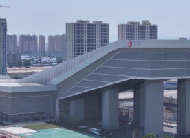 冰雪经济点燃区域发展新引擎